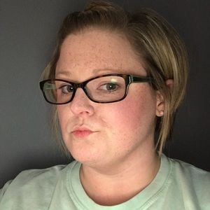 Meet your Posher, Vicki